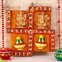 Laxmi Ganesh Swastik Hanging : Laxmi Ganesha Gifts