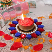 Pearl and Kundan Work Floating Diya